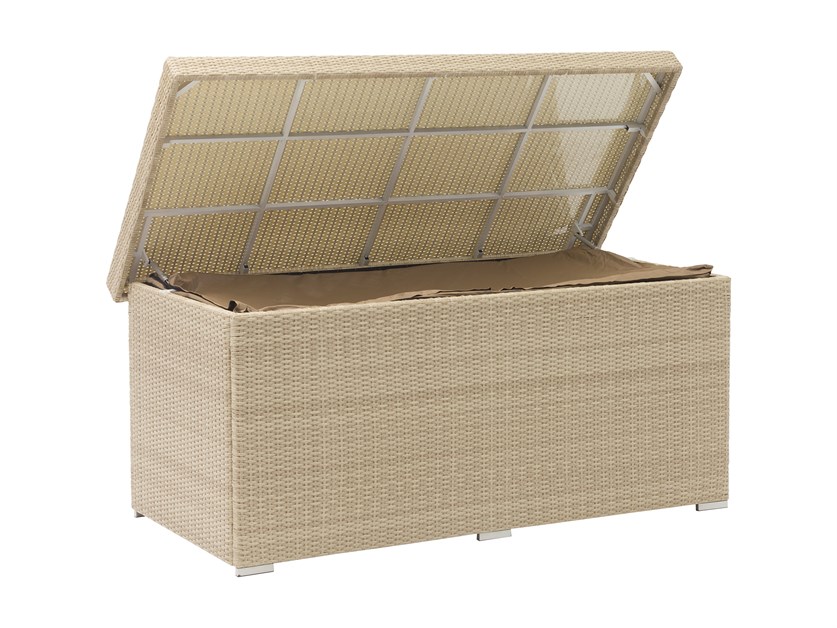 Kingscote Nutmeg Rattan Large Cushion Box with Liner Alternative Image