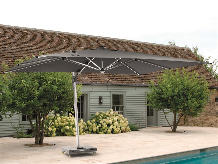 Worcester Grey 4.0m x 3.0m Rectangle Cantilever Parasol with LED Lights & Cover Alternative Image