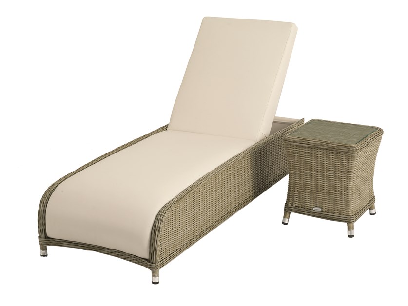 Monte Carlo Lounger with Side Table Alternative Image
