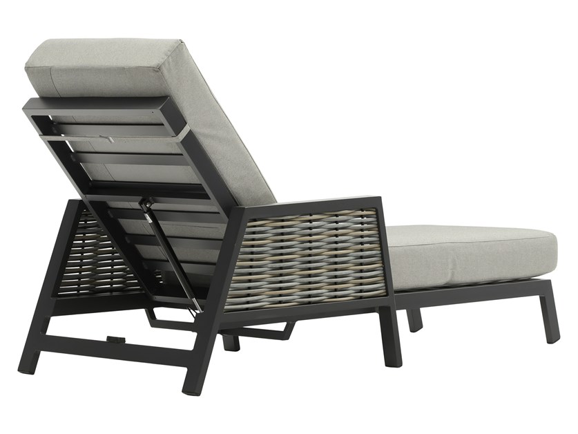 Portofino Wicker Lounger & Side Table Alternative Image