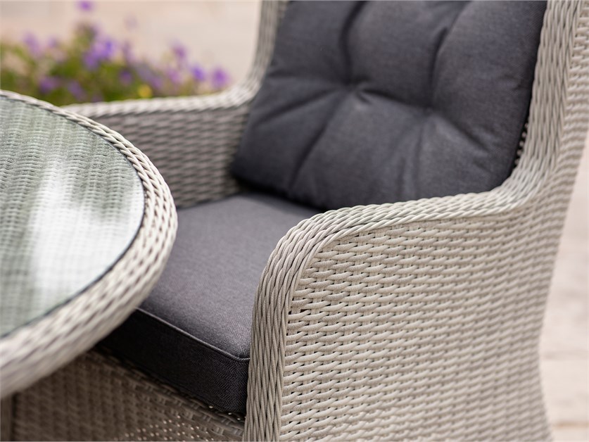 Chedworth Dove Grey Rattan 4 Seat Round Dining Set with Parasol & Base Alternative Image