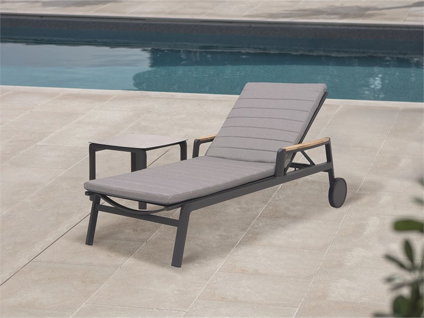 Siena Lounger with Wheels & Side Table