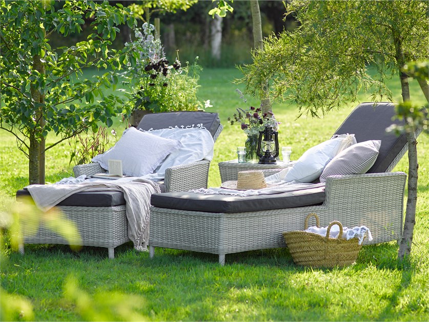 Monterey Dove Grey Rattan Lounger with Side Table Alternative Image